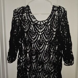 NWOT BLACK KNIT PULLOVER TOP